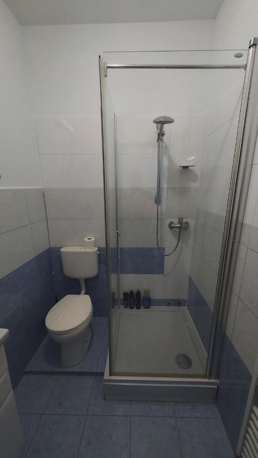 Apartments Cezar Винкуран Екстериор снимка