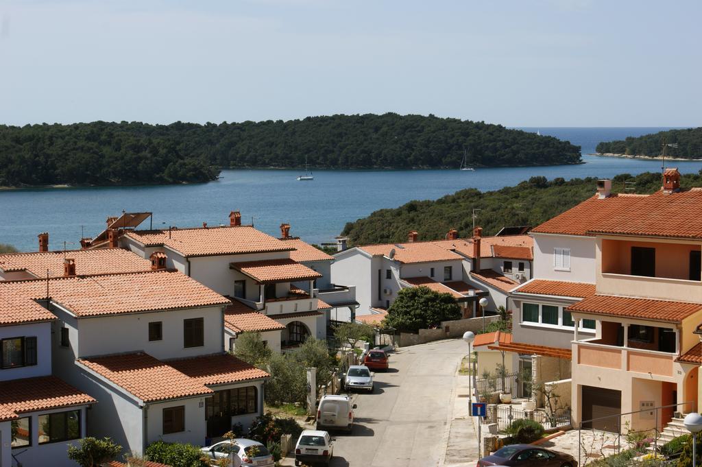 Apartments Cezar Винкуран Екстериор снимка