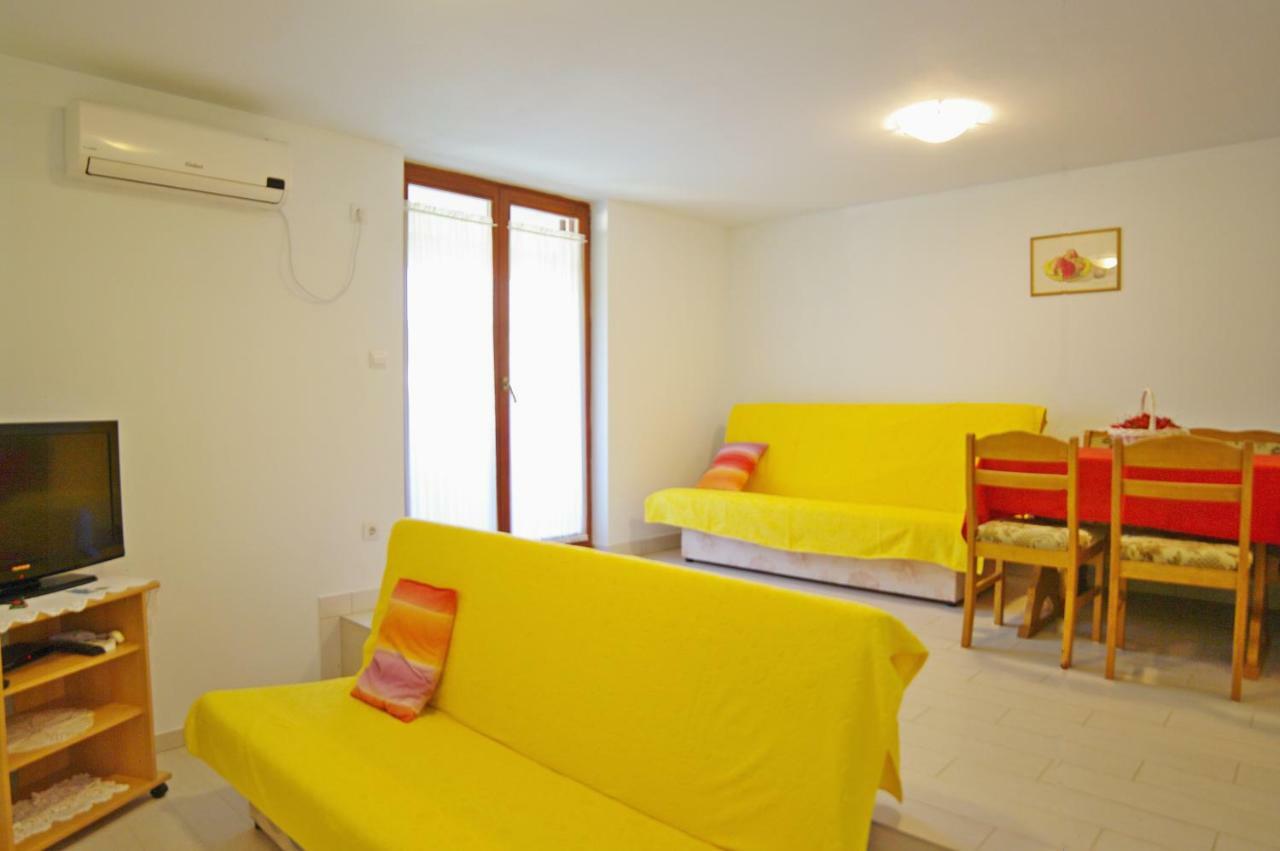 Apartments Cezar Винкуран Екстериор снимка