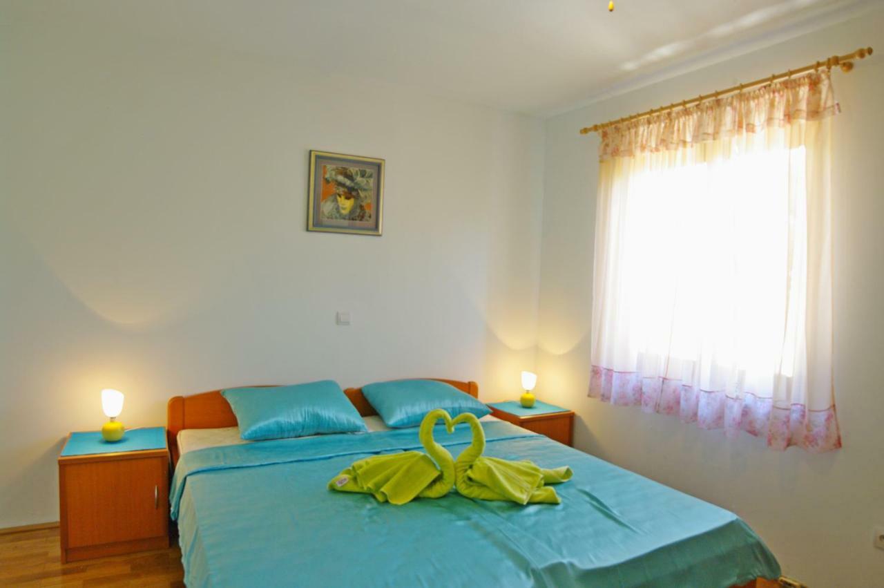 Apartments Cezar Винкуран Екстериор снимка