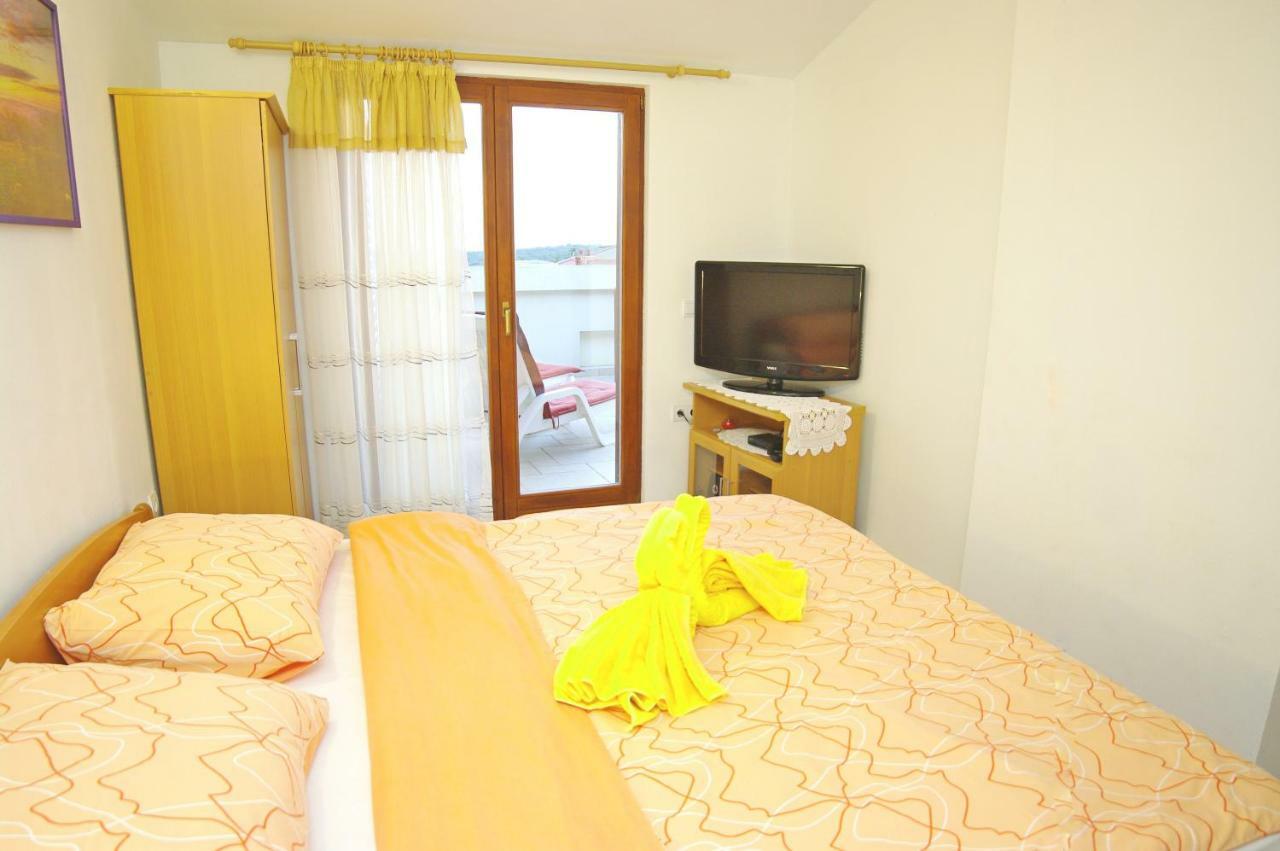 Apartments Cezar Винкуран Екстериор снимка
