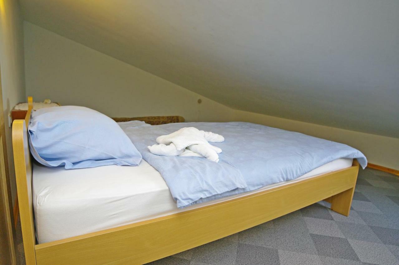 Apartments Cezar Винкуран Екстериор снимка