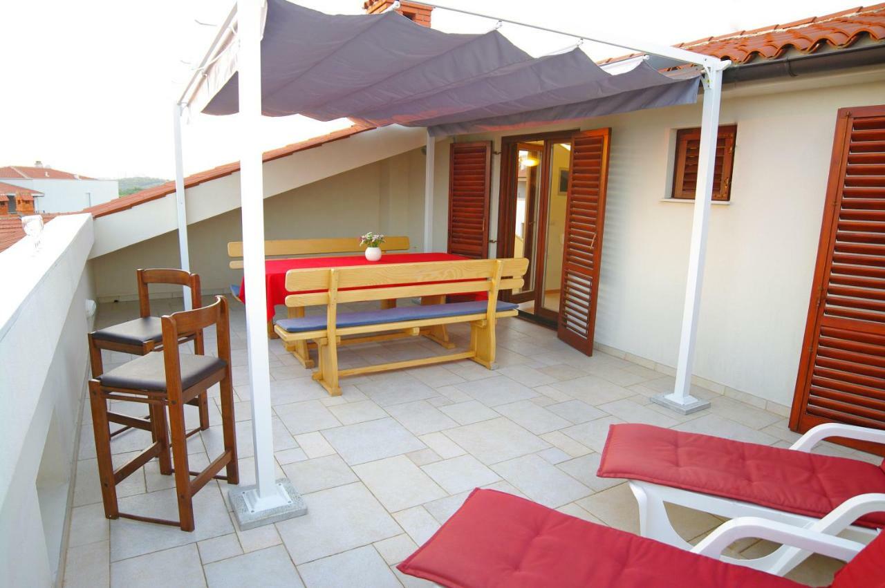 Apartments Cezar Винкуран Екстериор снимка